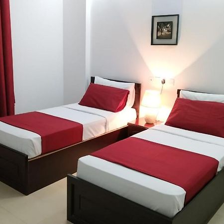Azaiba Hotel Apartments 马斯喀特 外观 照片
